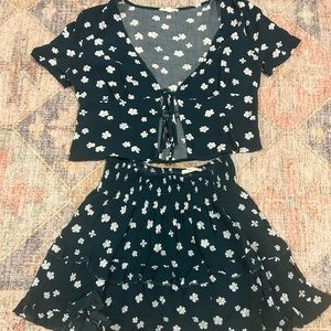 PACSUN MATCHING SET SKIRT AND BLOUSE